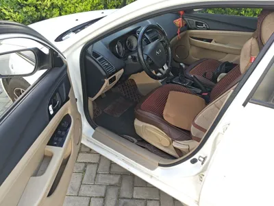Bestune B50