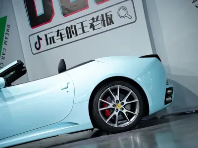 Ferrari California T
