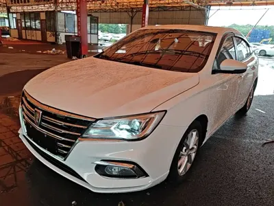 Roewe i5