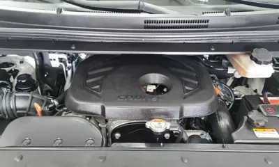 Hyundai Starex