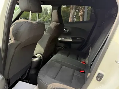 Infiniti ESQ