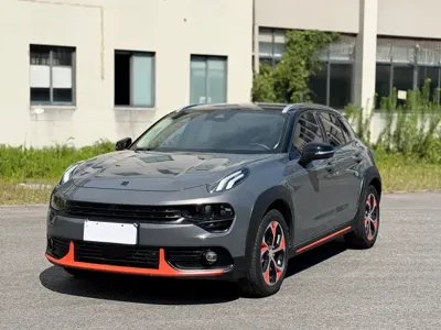 Lynk & Co 02