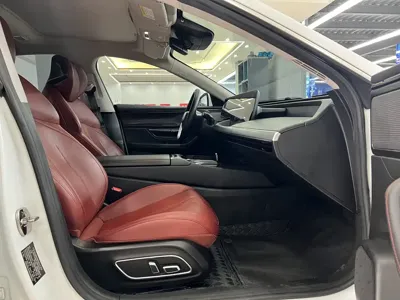 Xpeng P7