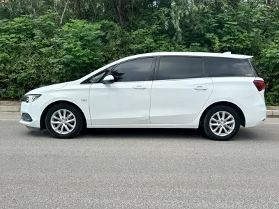 Buick GL6