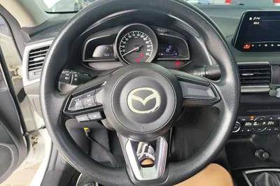Mazda Mazda 3 Axela
