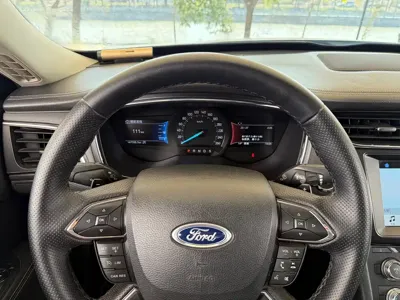 Ford Taurus