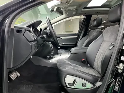 Mercedes-Benz R-Class