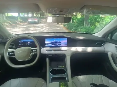 Roewe D7