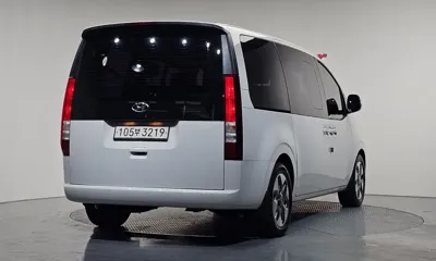 Hyundai Staria