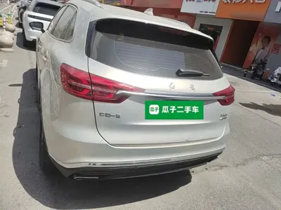 Hongqi Hongqi HS5