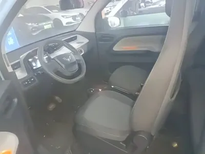 Wuling MINIEV