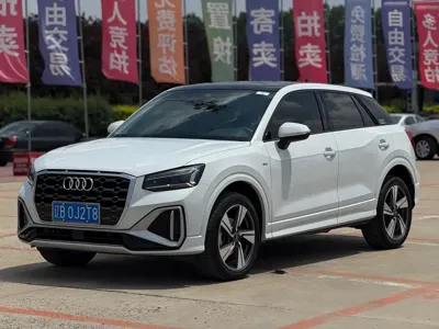 Audi Q2L