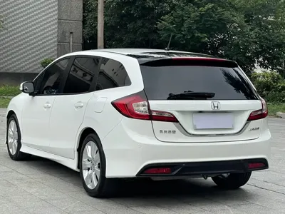 Honda Jade
