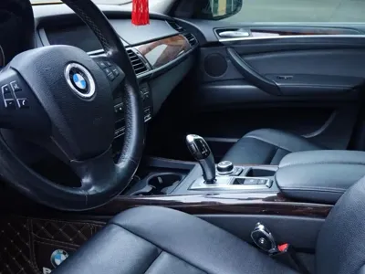 BMW X5 (Import)