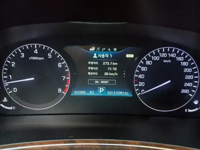Hyundai Equus