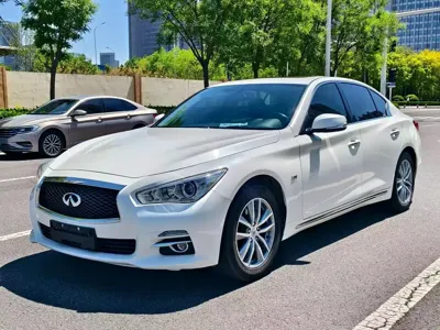 Infiniti Q50L