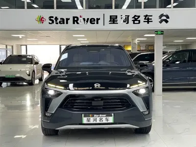 Nio ES8