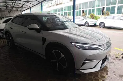 BYD Song L EV