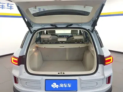 Geely ICON