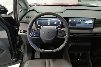 SAIC MAXUS Dajia 7