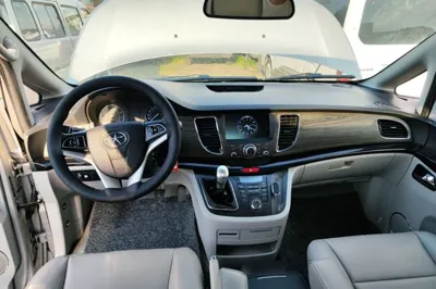 JAC Group Refine M5