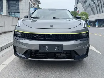 Lynk & Co 05