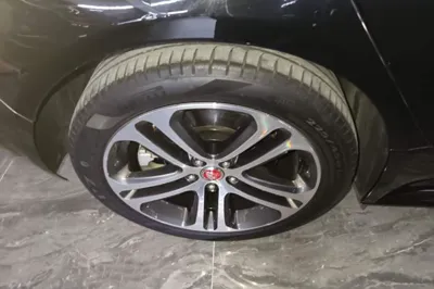 Jaguar XEL