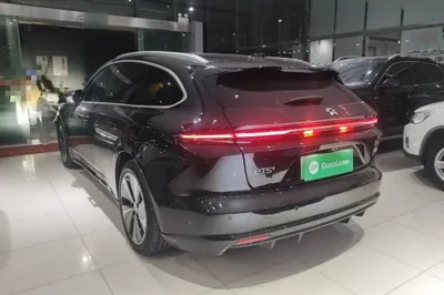 Nio ET5T