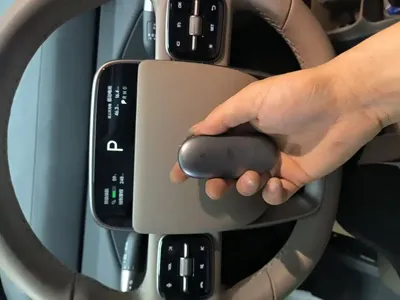 Li Auto Li MEGA