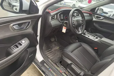 Roewe RX5