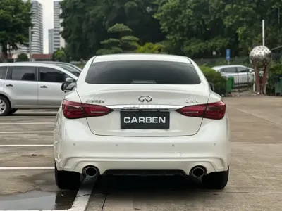 Infiniti Q50L