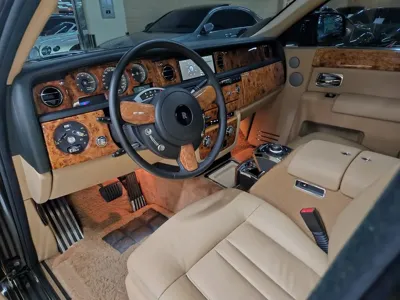 Rolls-Royce Phantom