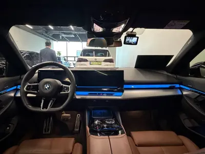 BMW i5