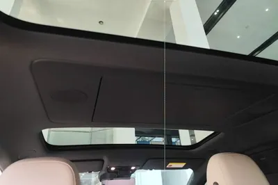 Li Auto Li Auto i6