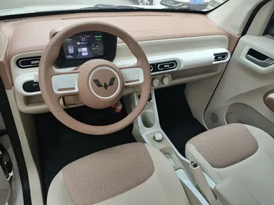 Wuling MINIEV