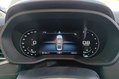 Roewe i5