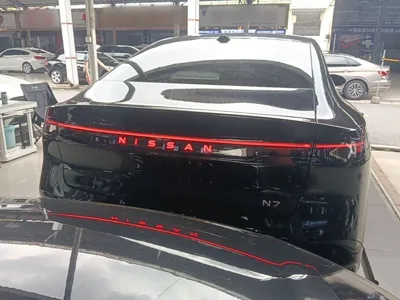 Nissan N7