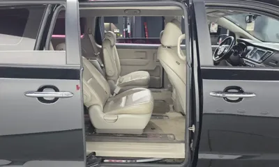 Kia Canival