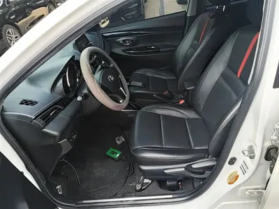 Toyota Yaris L