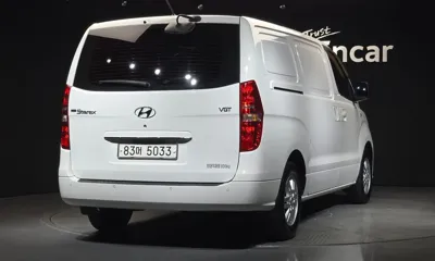 Hyundai Starex
