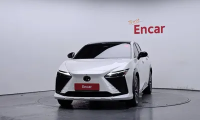 Lexus RZ