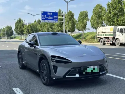 Xiaomi 小米YU7