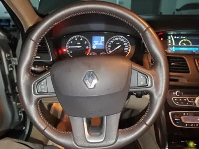 Renault Latitude
