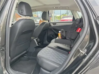Volkswagen Sagitar