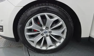 Ford Taurus