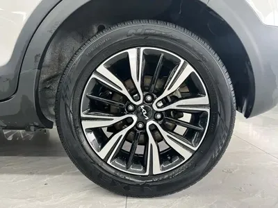 Kia KX1