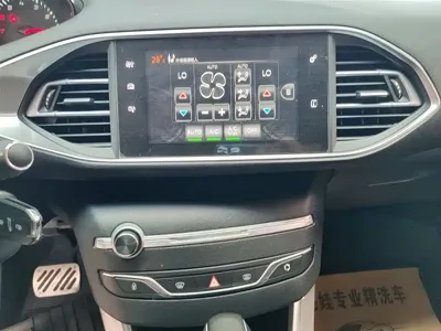 Peugeot 308S