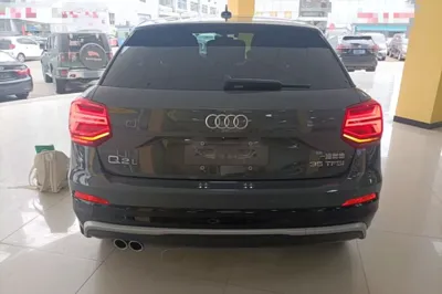 Audi Q2L