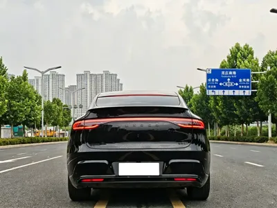 智界 Zhijie R7