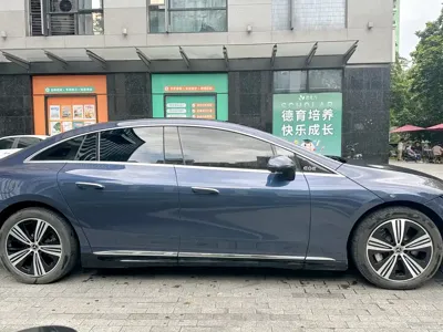 Mercedes-Benz EQE